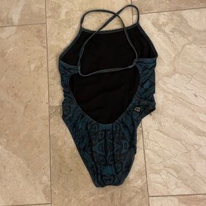 Jolyn Brandon onesie sz 30